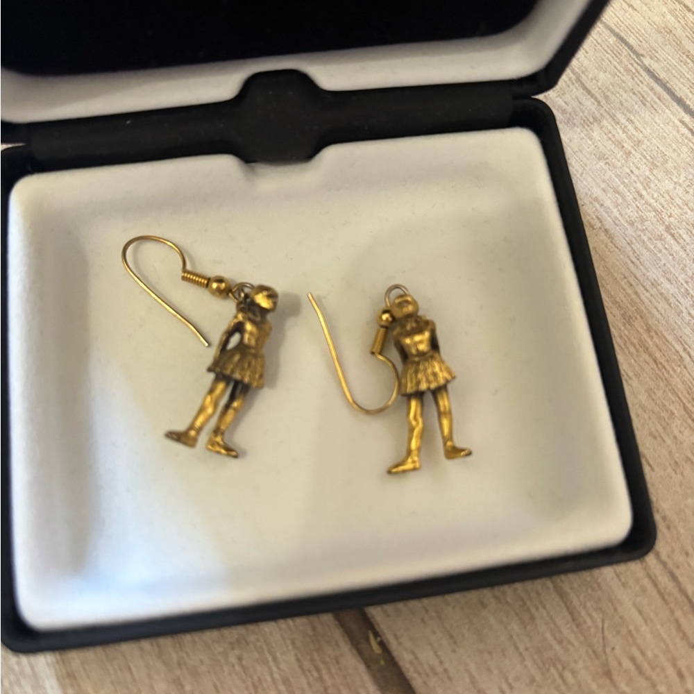 Ballerina ear rings